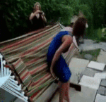 高兴的表情包图片可爱小女生1